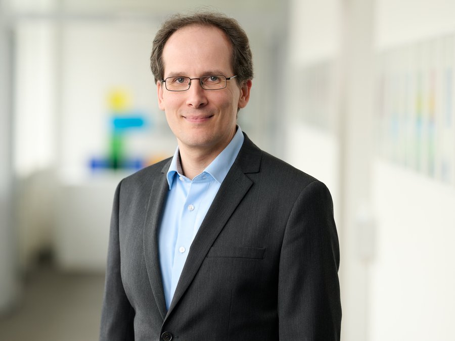 Alexander Marc Mattes Portrait von Prof. Dr. Alexander Mattes